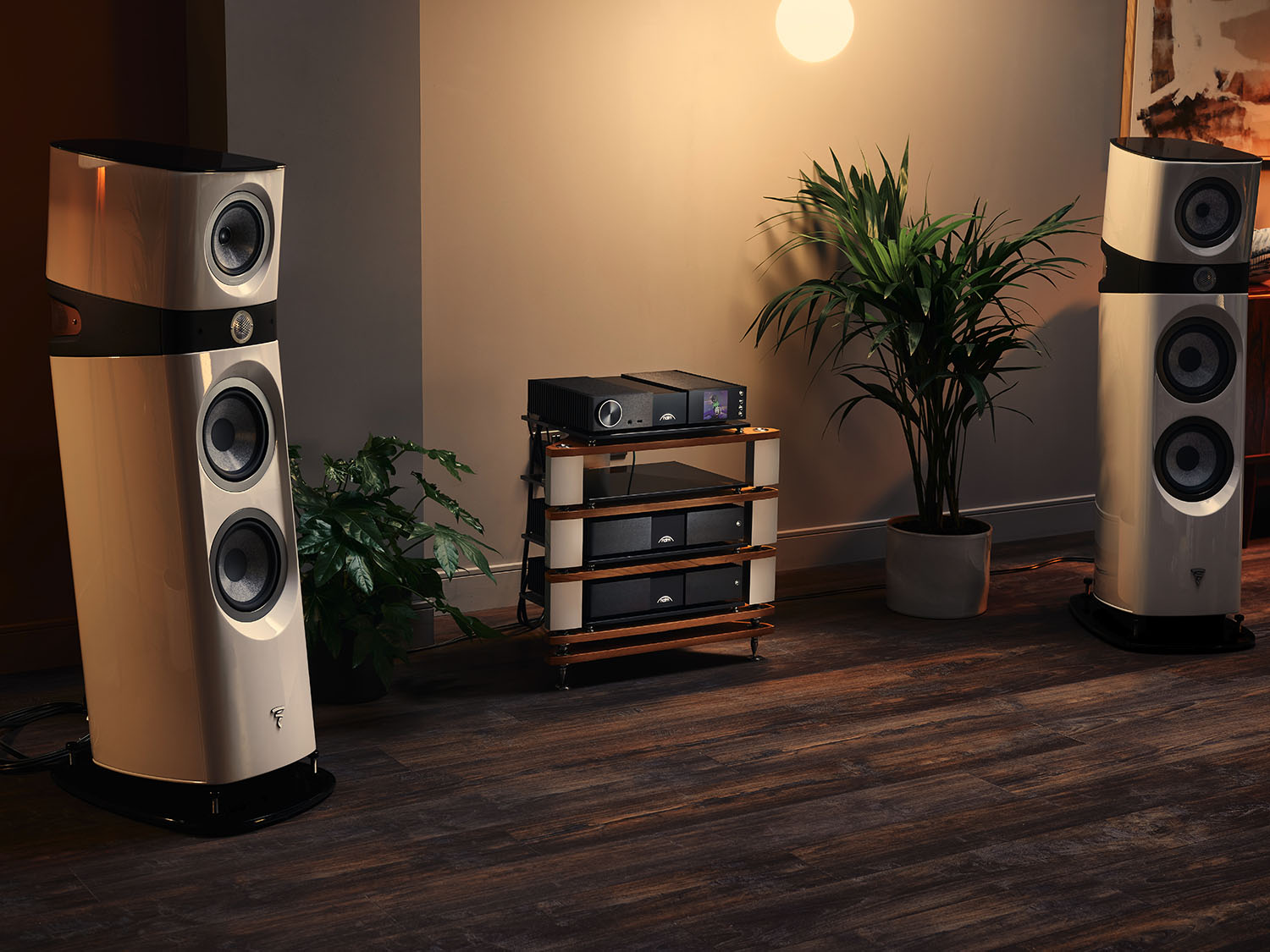 Naim Classic Series on display in home